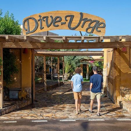 Dive Urge Hotel Dahab Exterior photo