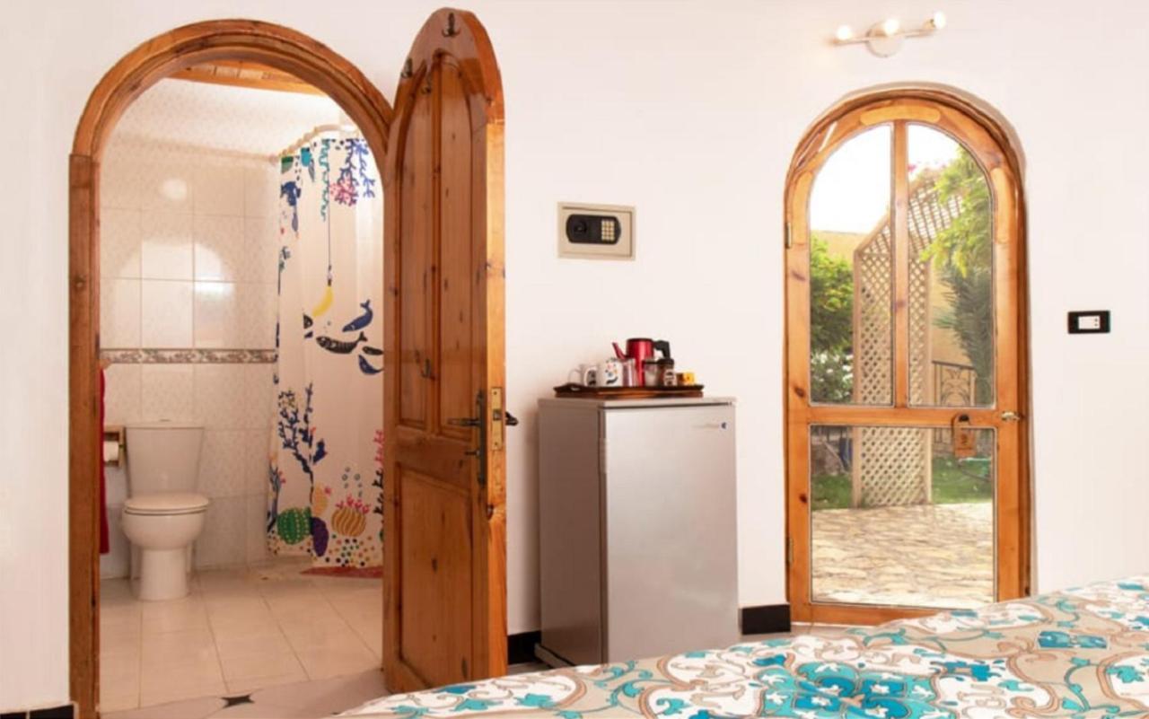 Dive Urge Hotel Dahab Exterior photo